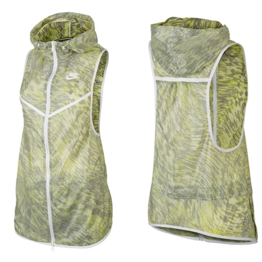 Nike Women's Tech Hyperfuse Running Jacket